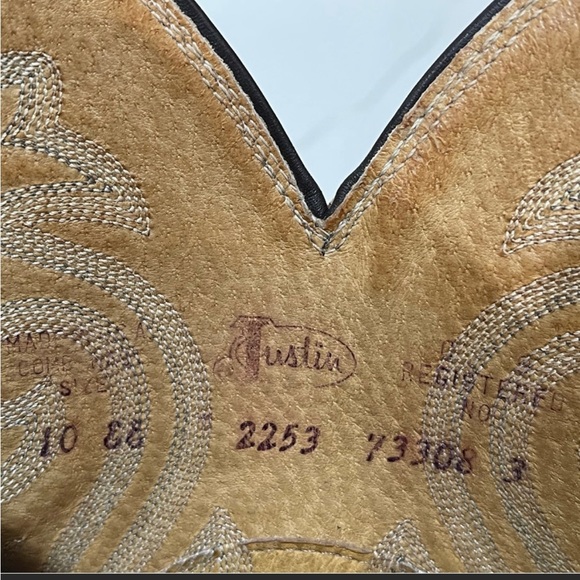 Justin Men’s Brown Leather Cowboy Boots, 10EE, BuckBay Apache Style 2253,Med toe - Picture 6 of 7